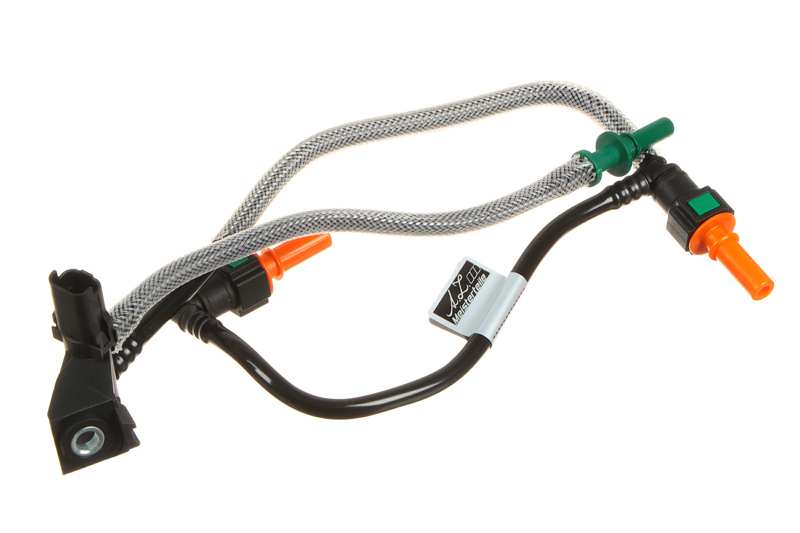 Kraftstoffrohr (vorwärts gebogen)